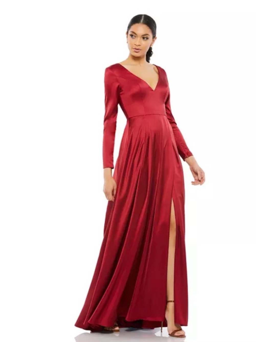 Mac Duggal Satin V Neck Long Sleeve Pleated Gown, Size 4 - NWT